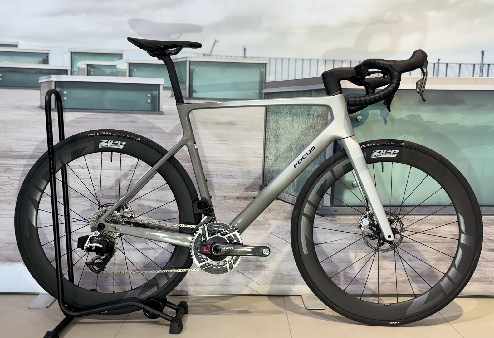 Focus Izalco Max 9.0 Gr. L/56cm silver Sonderpreis